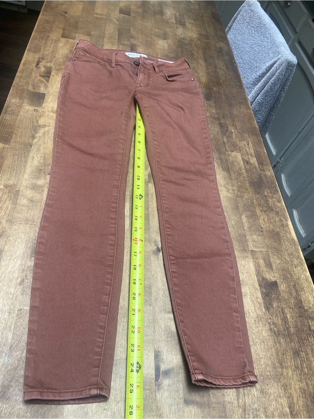 Bullhead Skinny Jeans in Rust Brown